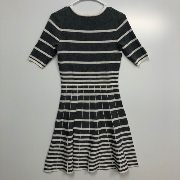 🔥2/$10🔥 Danny & Nicole sweater dress S